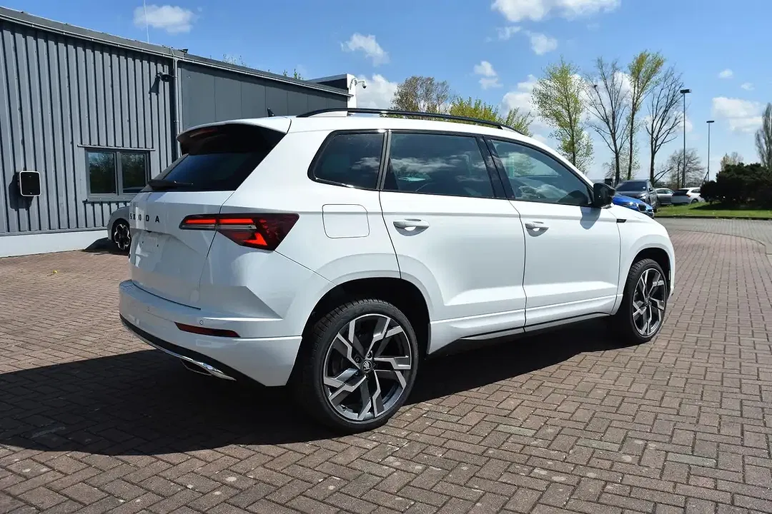 Skoda Karoq - Thumbnail 7