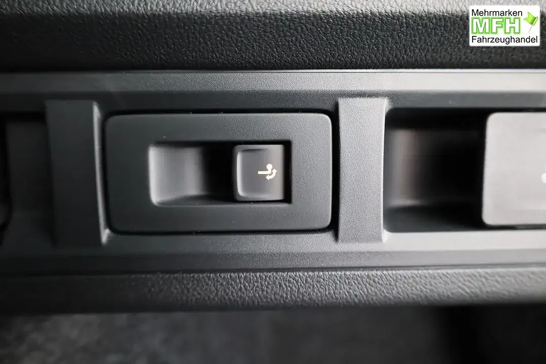 Skoda Octavia - Thumbnail 13