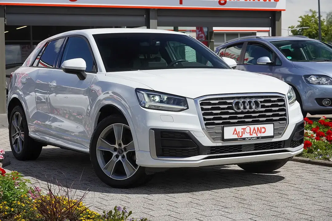 Audi Q2 - Thumbnail 3