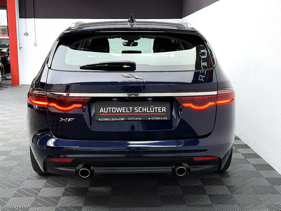Jaguar XF - Thumbnail 5