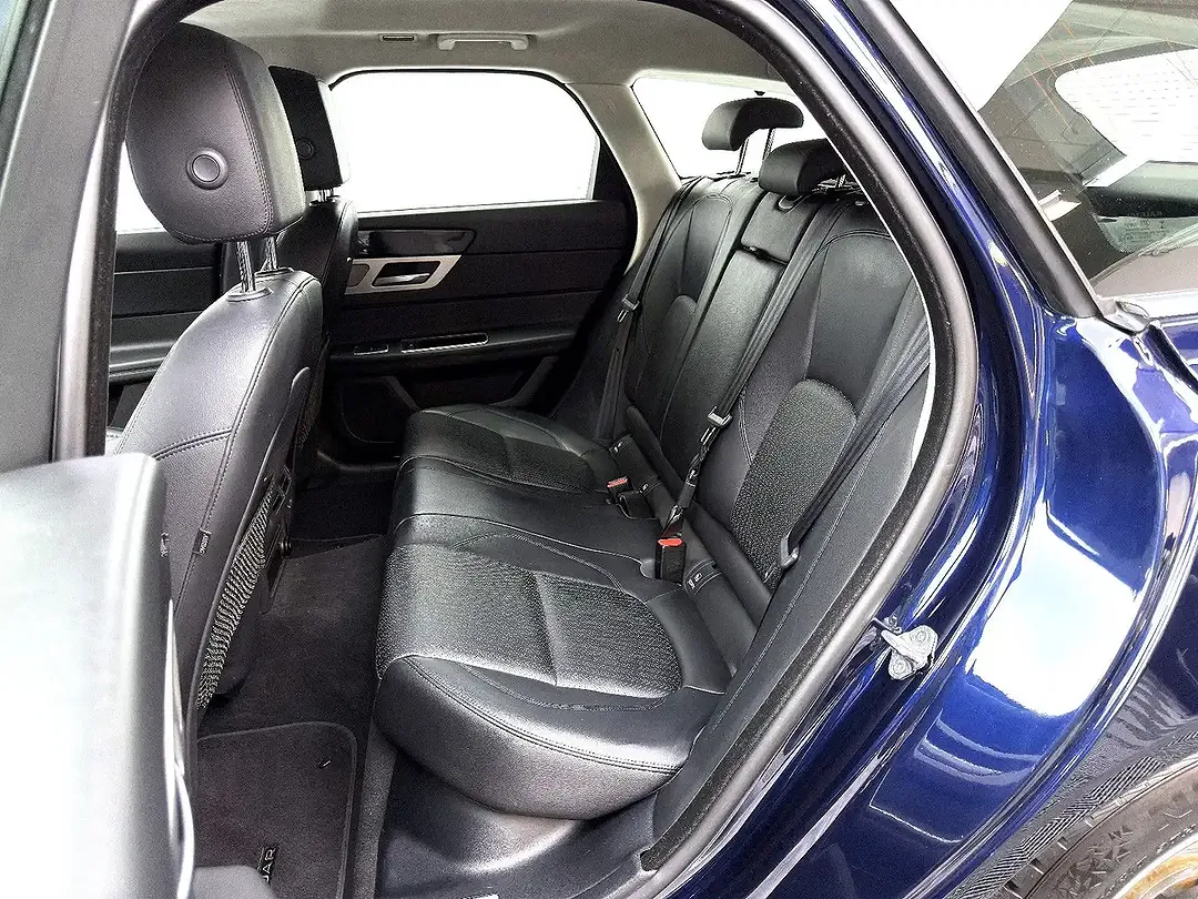 Jaguar XF - Thumbnail 9
