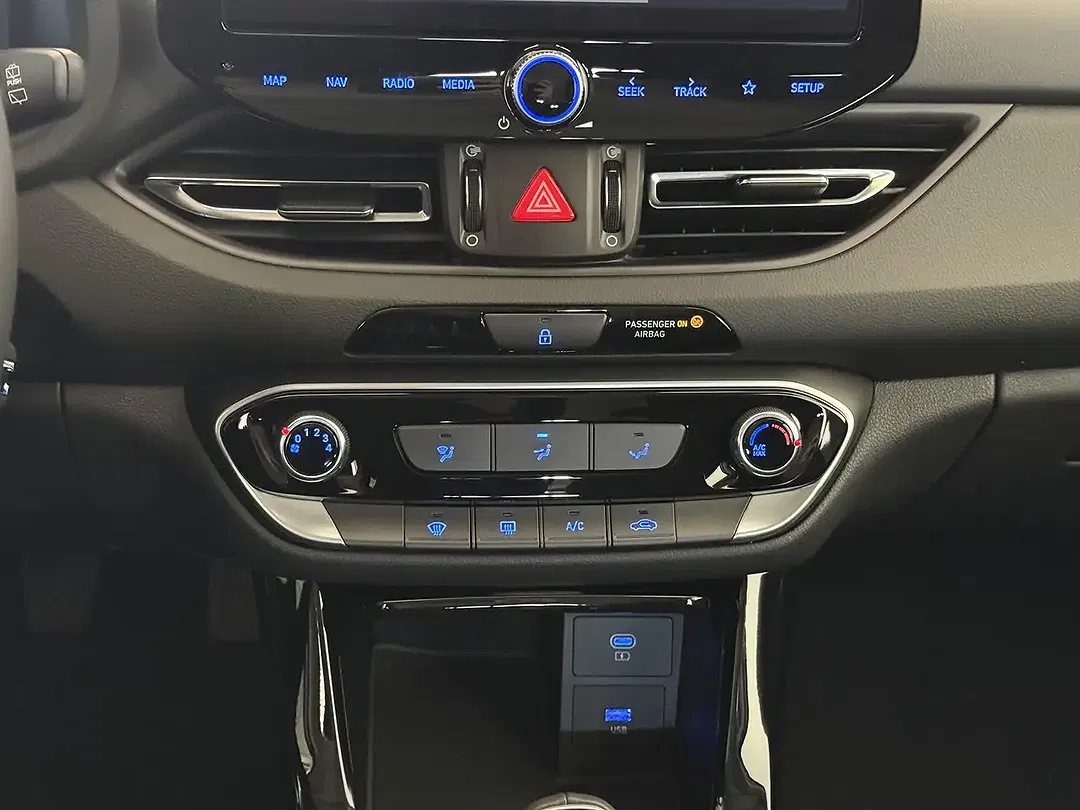 Hyundai i30 - Thumbnail 12