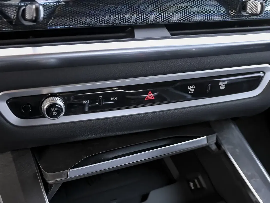 BMW X5 - Thumbnail 15