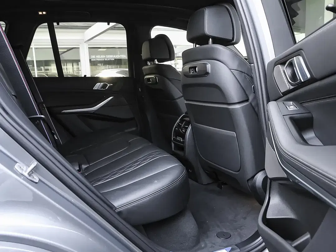 BMW X5 - Thumbnail 8