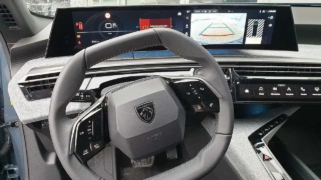 Peugeot 5008 - Thumbnail 12