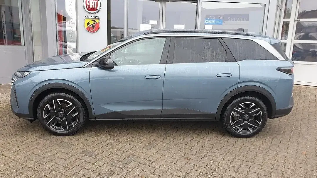 Peugeot 5008 - Thumbnail 4