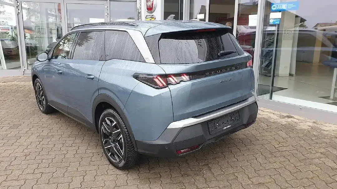 Peugeot 5008 - Thumbnail 5