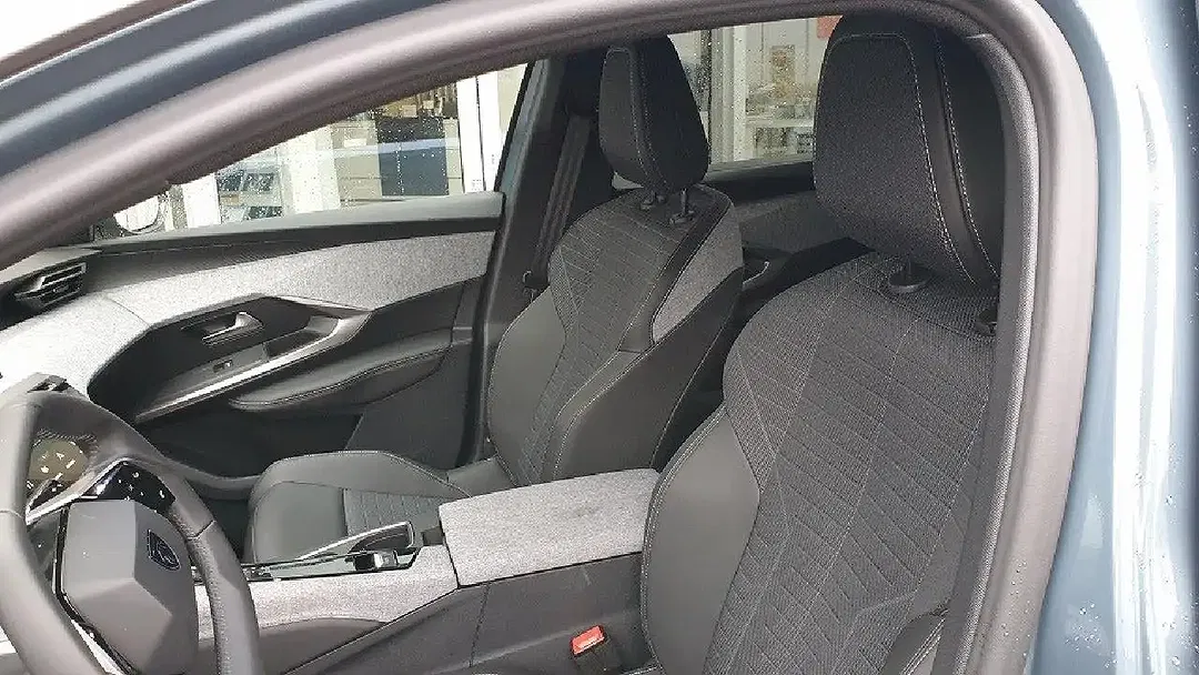 Peugeot 5008 - Thumbnail 9