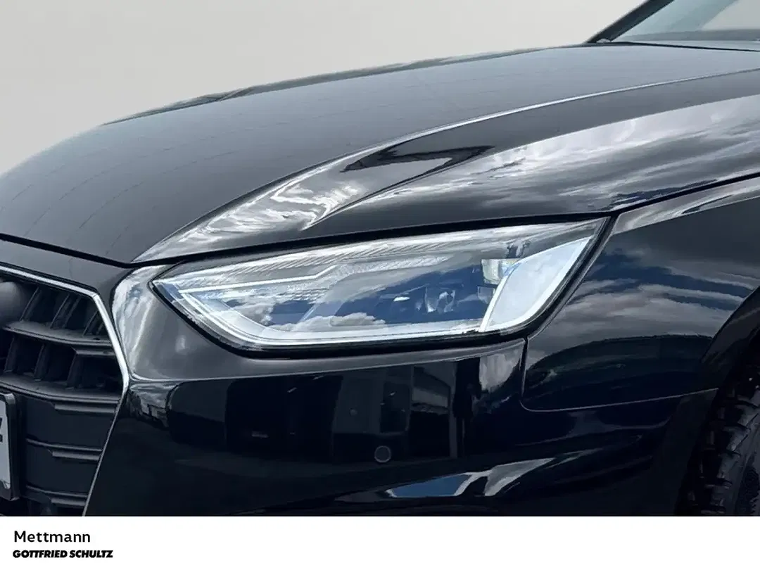 Audi A4 - Thumbnail 4