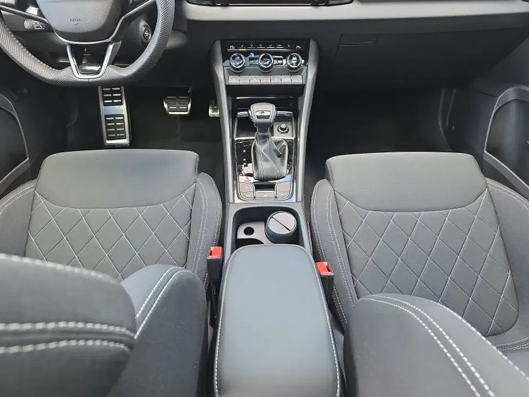 Skoda Karoq - Thumbnail 12