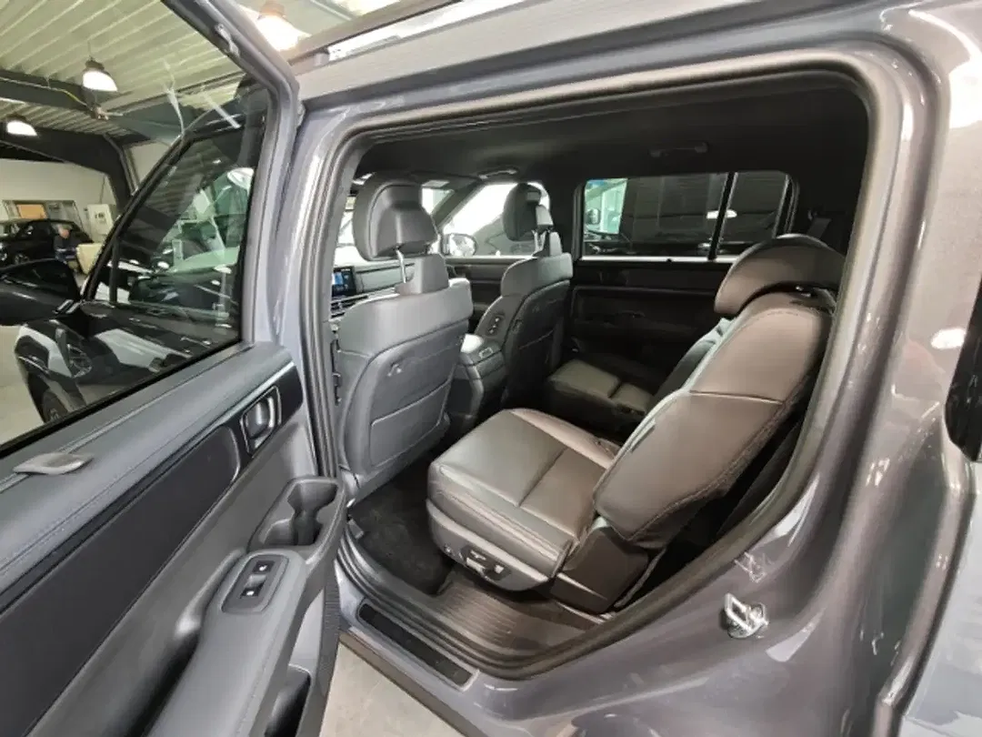 Hyundai SANTA FE - Thumbnail 7