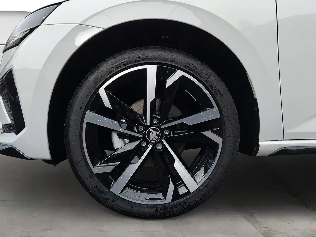Skoda Scala - Thumbnail 9