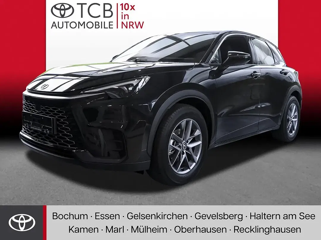 Lexus LBX - Thumbnail 1