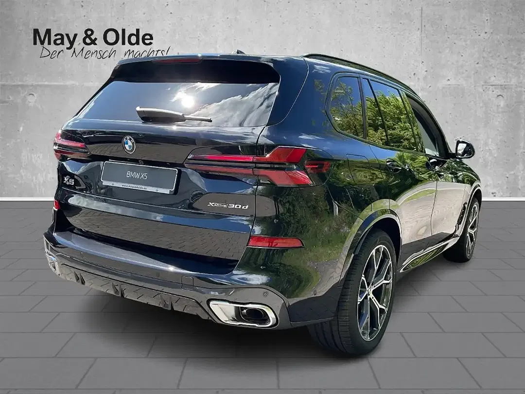 BMW X5 - Thumbnail 3
