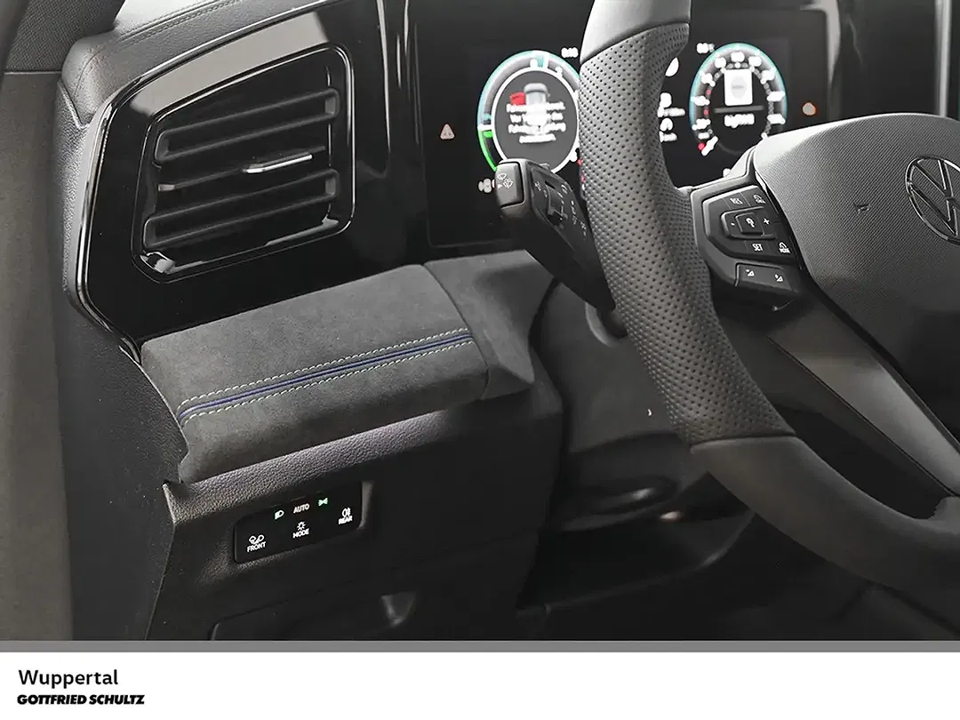 Volkswagen Tiguan - Thumbnail 11