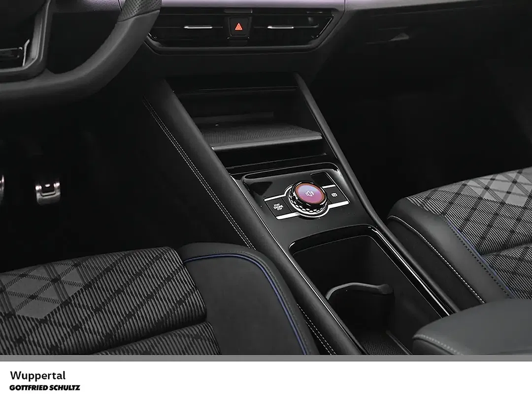 Volkswagen Tiguan - Thumbnail 15