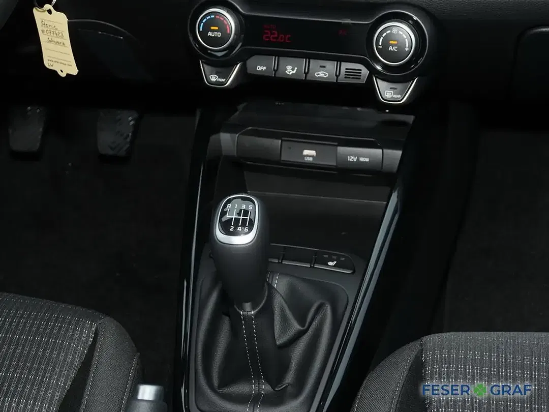 Kia Stonic - Thumbnail 8