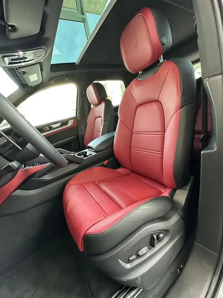 Porsche Cayenne - Thumbnail 5
