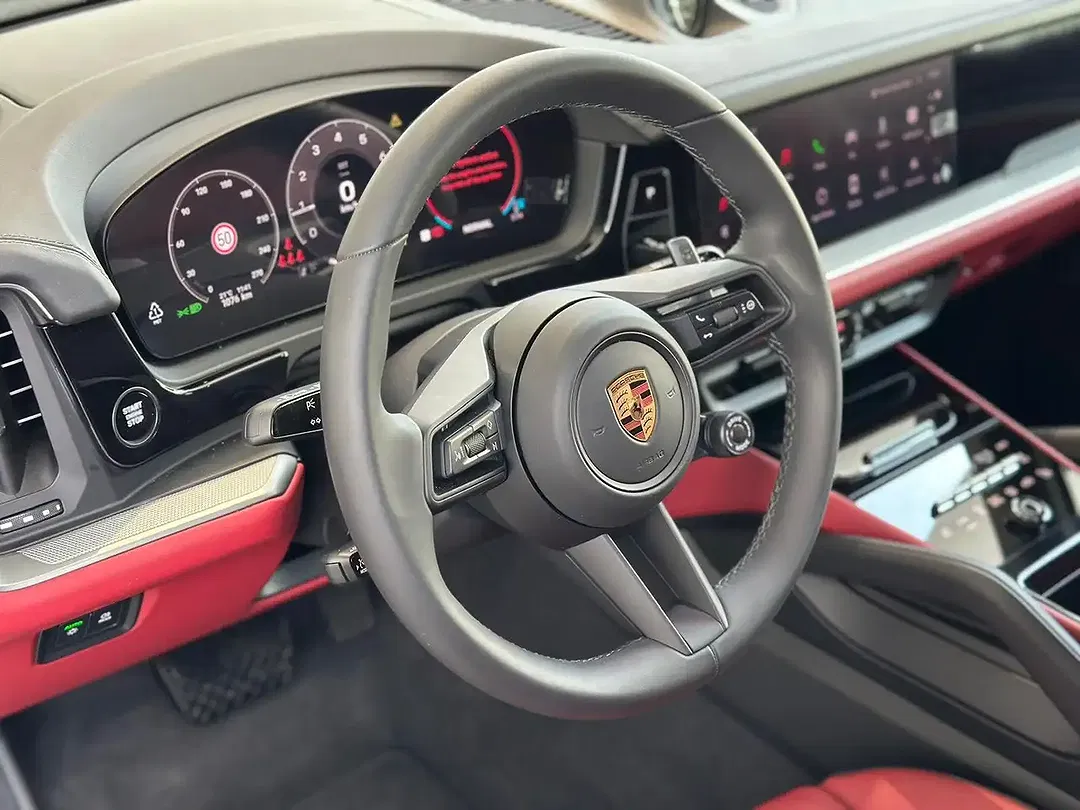 Porsche Cayenne - Thumbnail 8