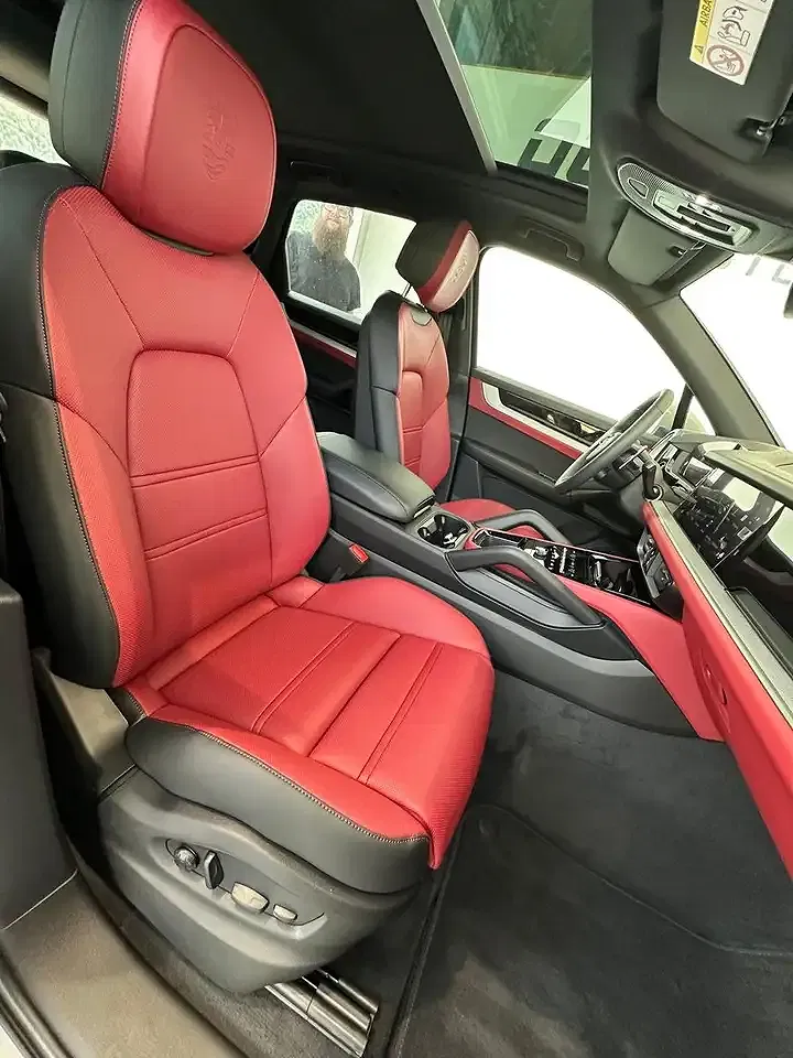 Porsche Cayenne - Thumbnail 9