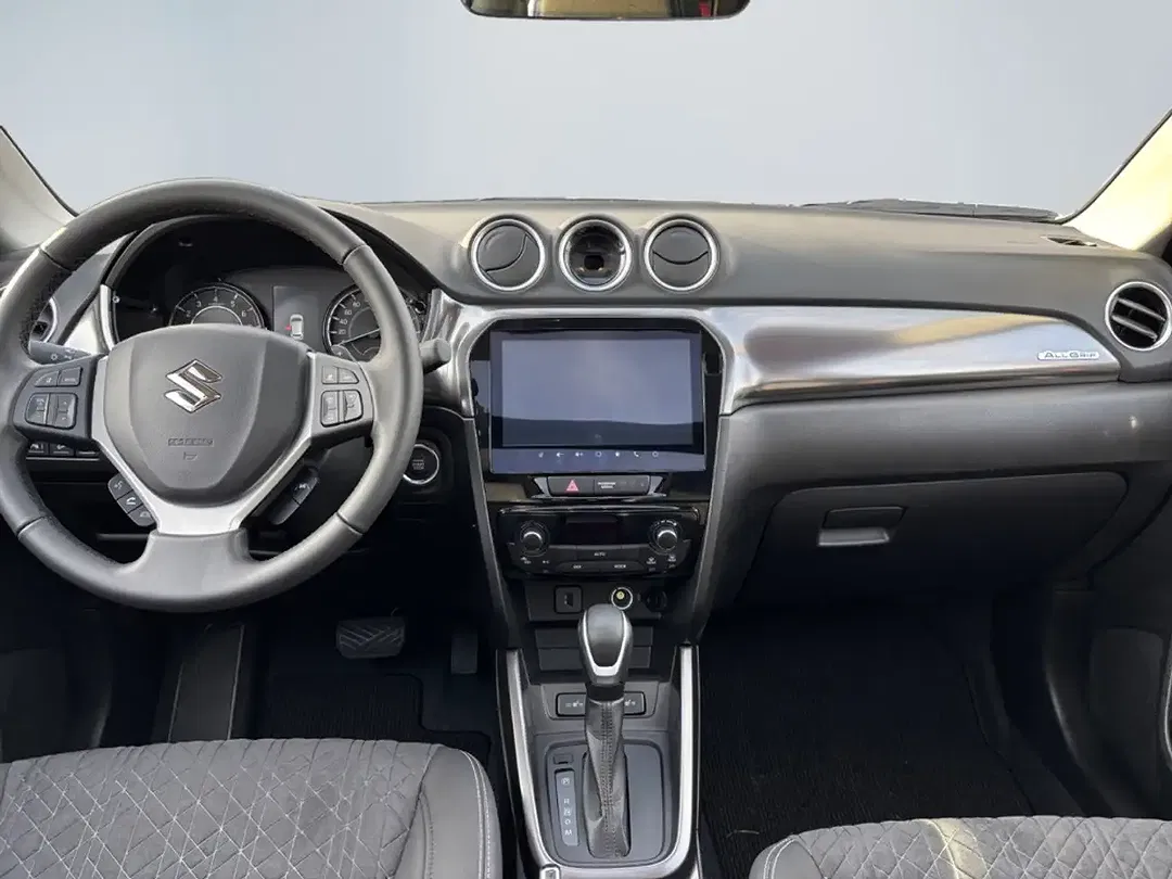 Suzuki Vitara - Thumbnail 10