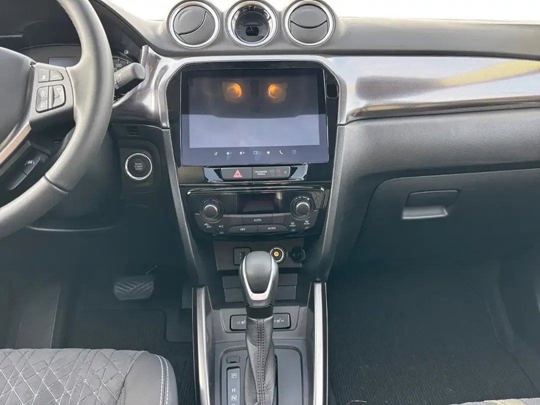 Suzuki Vitara - Thumbnail 11