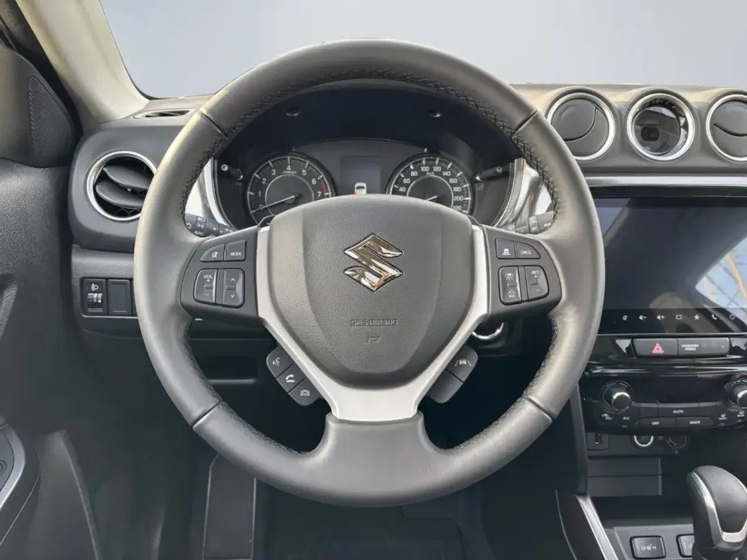 Suzuki Vitara - Thumbnail 12