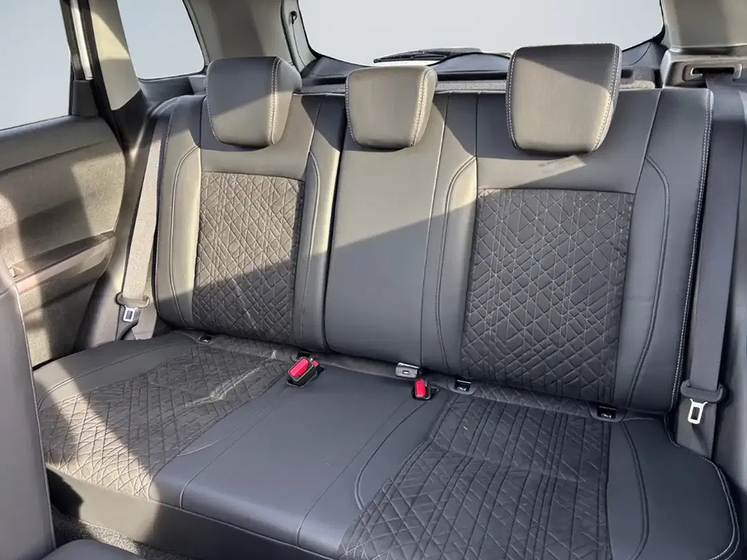 Suzuki Vitara - Thumbnail 13