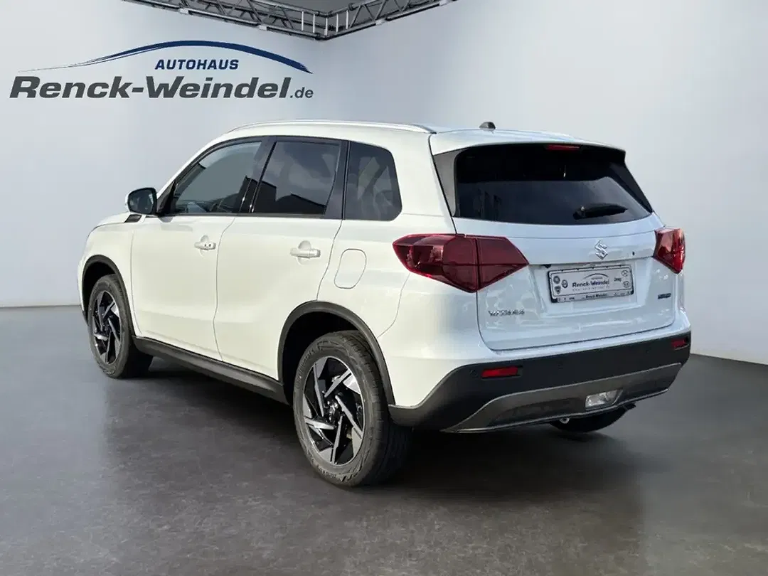 Suzuki Vitara - Thumbnail 3