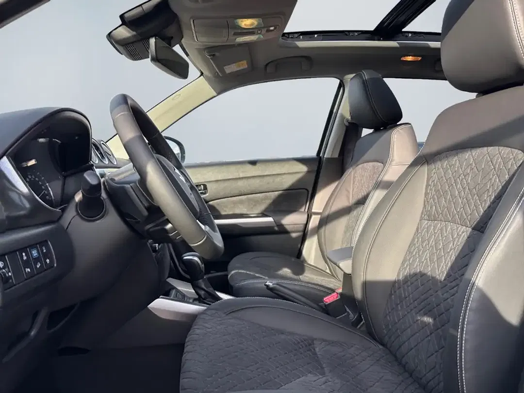 Suzuki Vitara - Thumbnail 9