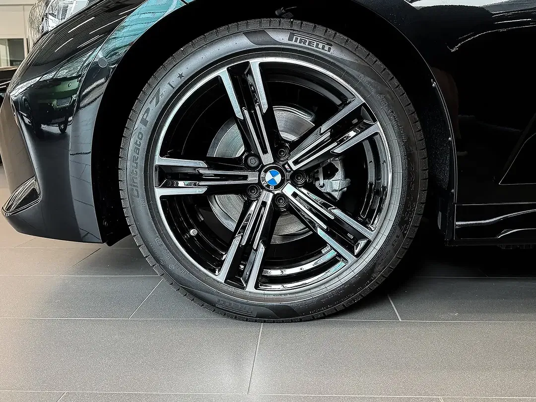 BMW 318 - Thumbnail 4