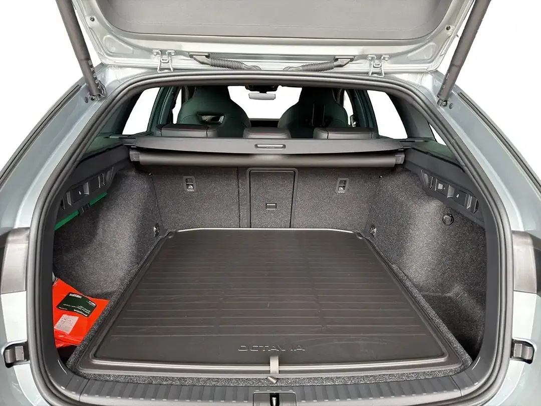 Skoda Octavia - Thumbnail 7