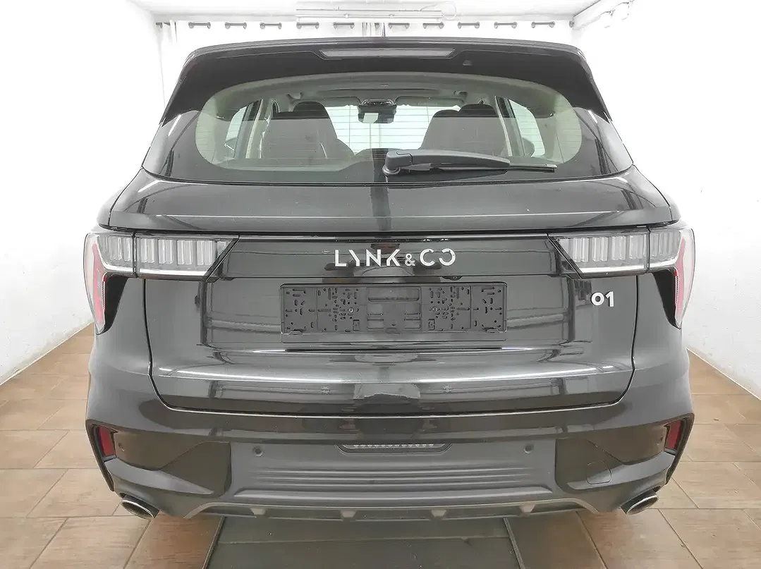 Lynk & Co 01 - Thumbnail 8