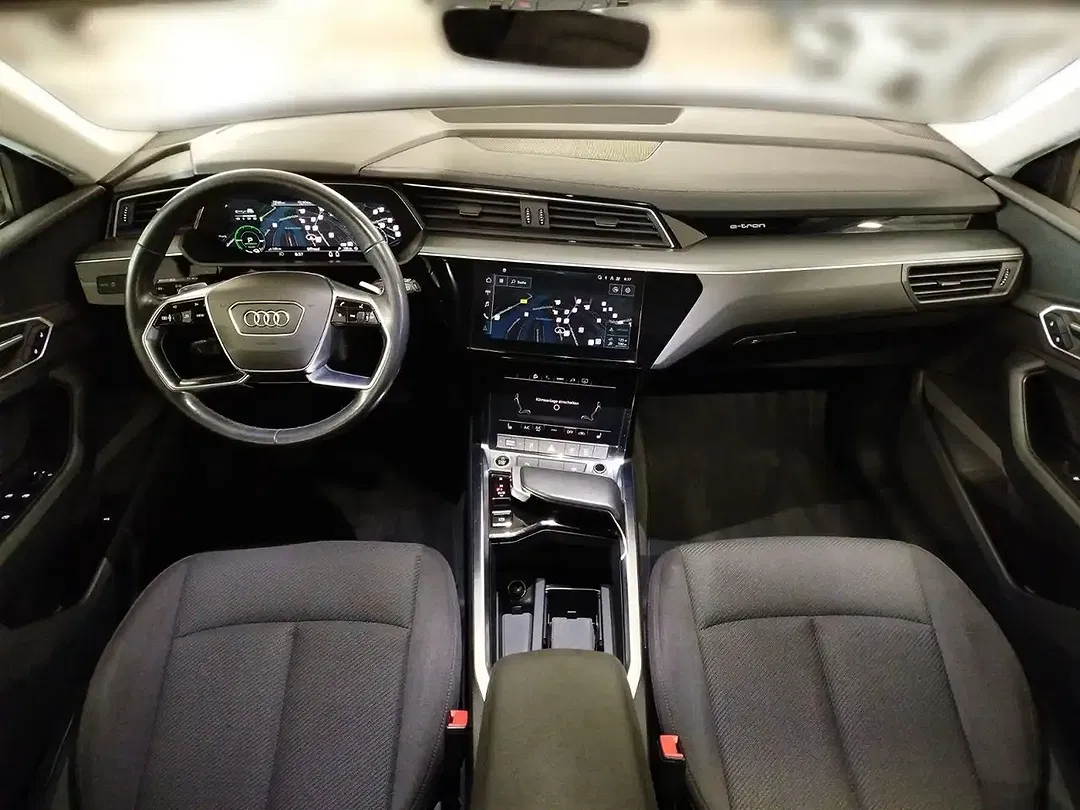 Audi e-tron - Thumbnail 13