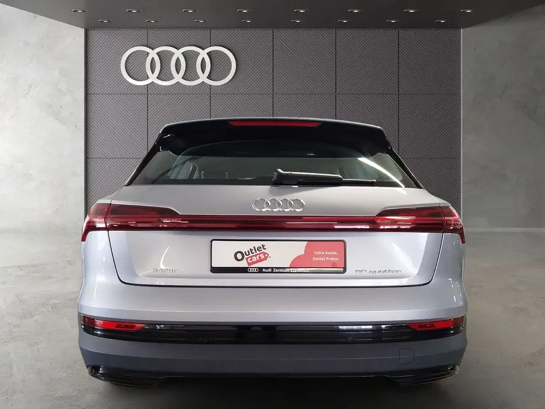 Audi e-tron - Thumbnail 7