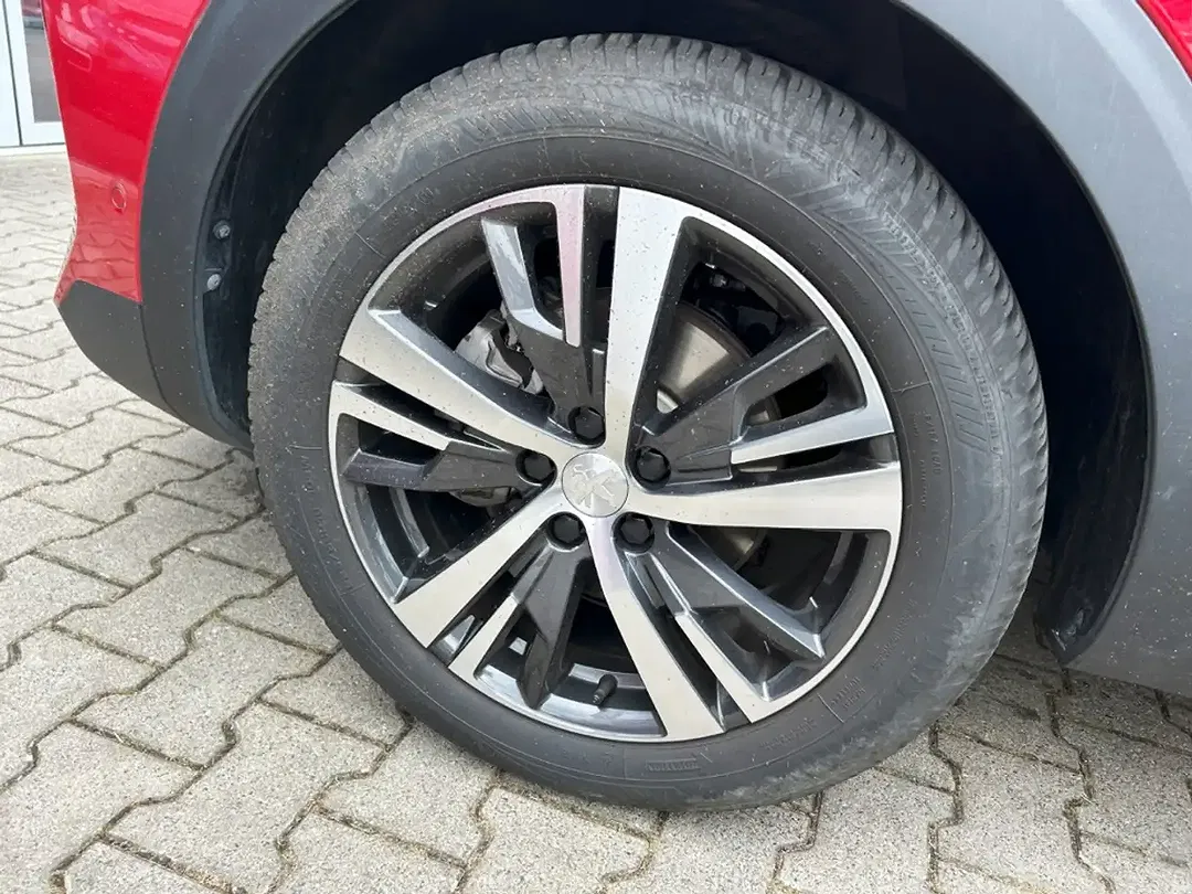 Peugeot 3008 - Thumbnail 9
