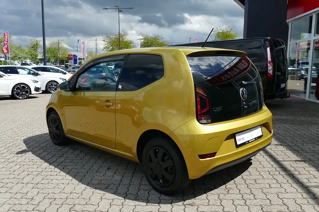 Volkswagen up! - Thumbnail 2