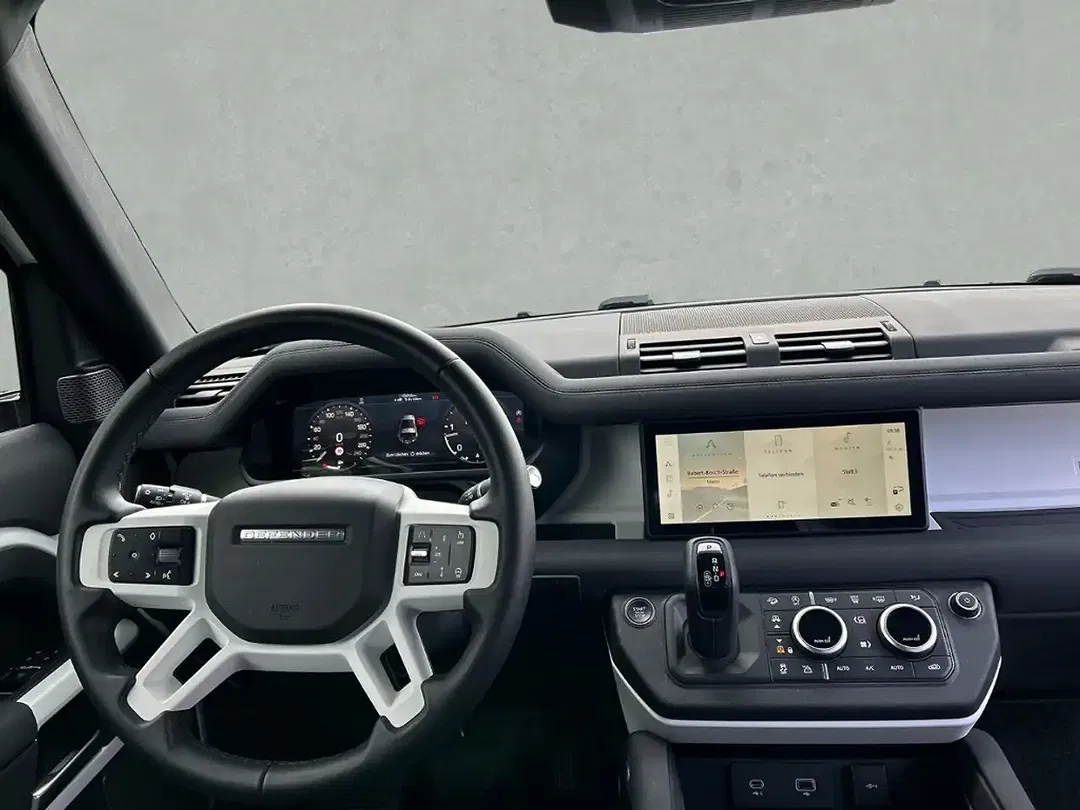 Land Rover Defender - Thumbnail 10