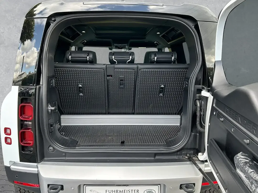 Land Rover Defender - Thumbnail 15