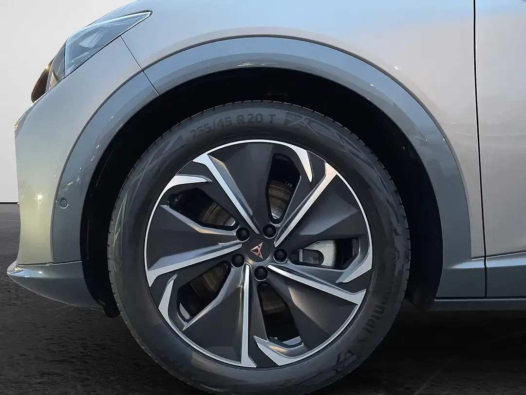 CUPRA Tavascan - Thumbnail 5