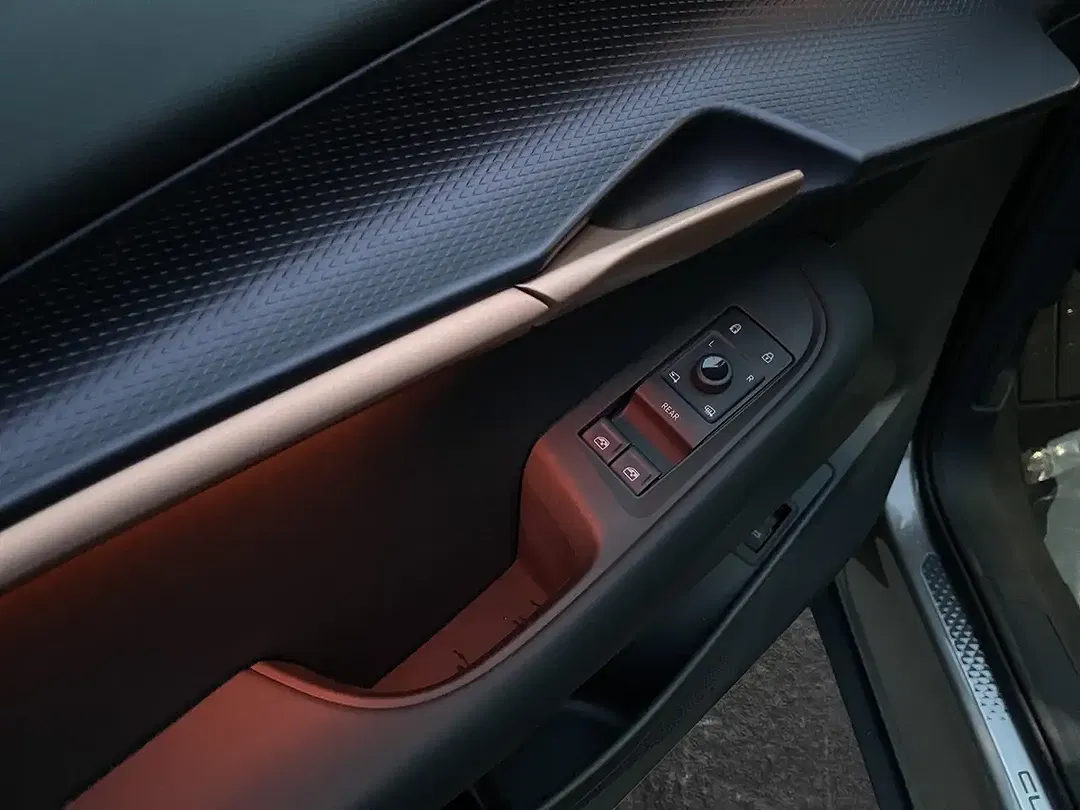 CUPRA Tavascan - Thumbnail 6