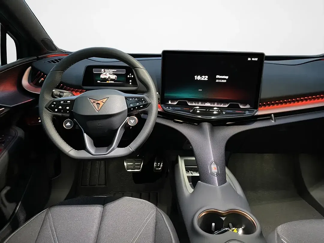 CUPRA Tavascan - Thumbnail 8