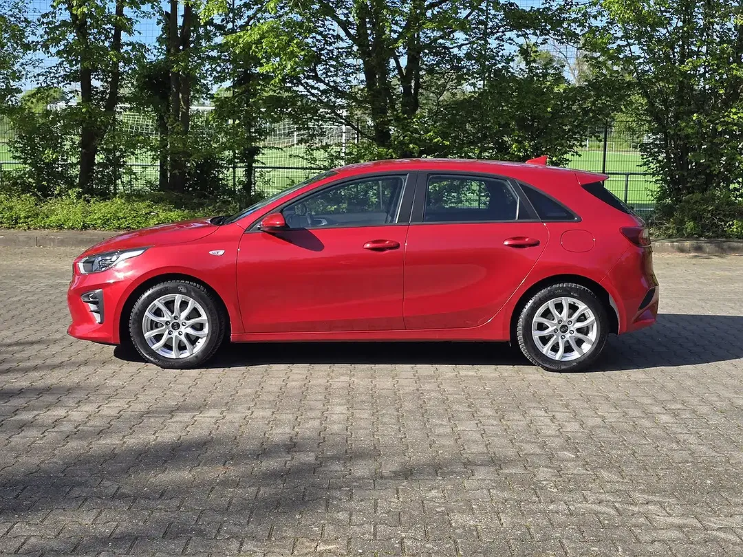 Kia Ceed / cee'd - Thumbnail 3