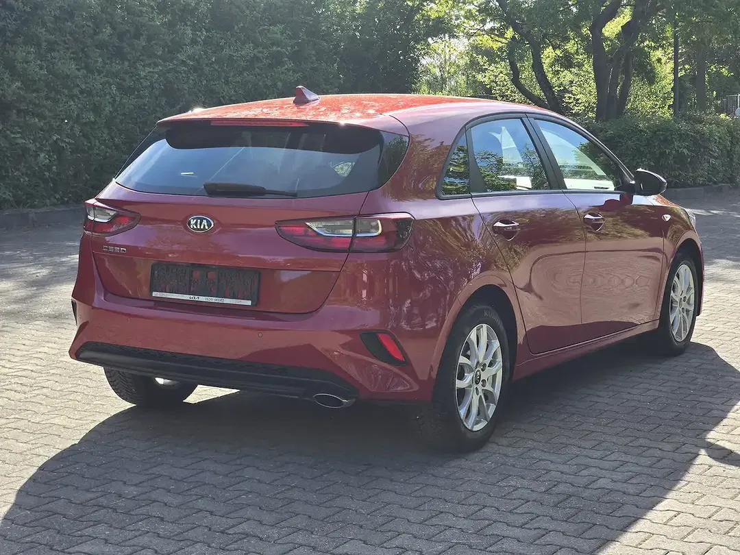 Kia Ceed / cee'd - Thumbnail 5