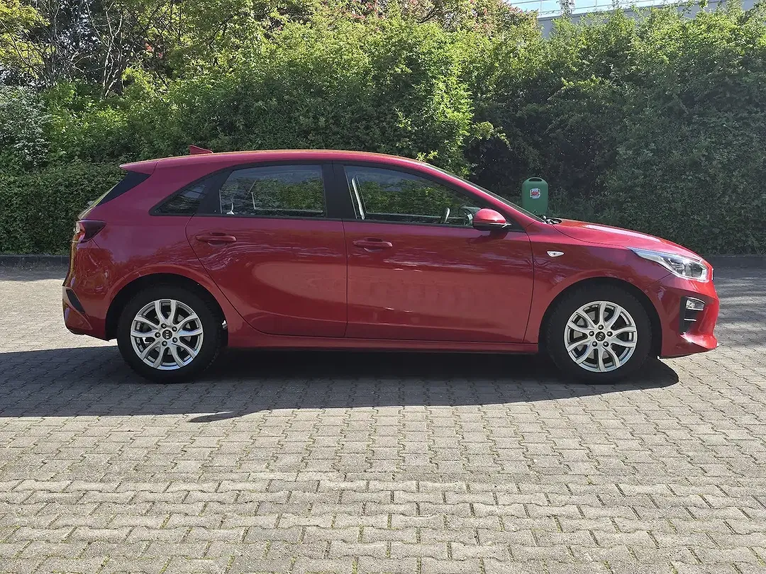 Kia Ceed / cee'd - Thumbnail 6