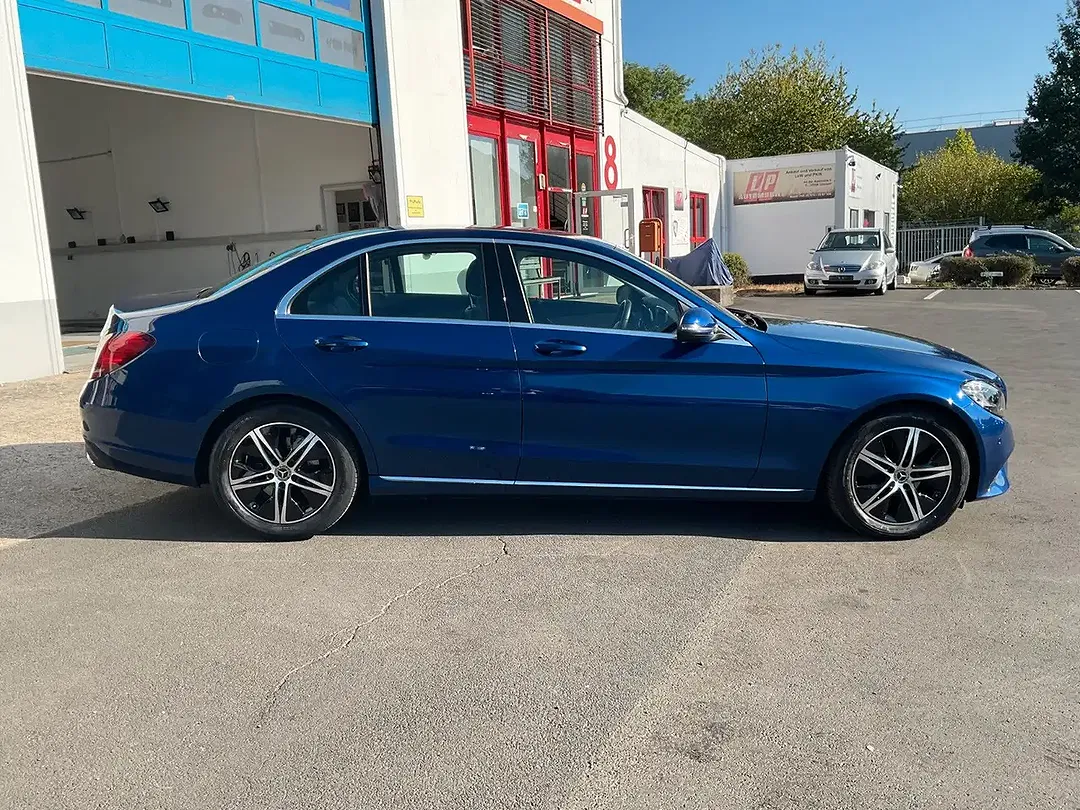 Mercedes-Benz C 180 - Thumbnail 4