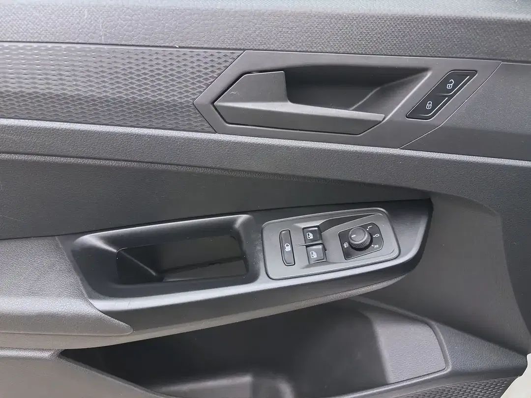Volkswagen Caddy - Thumbnail 10