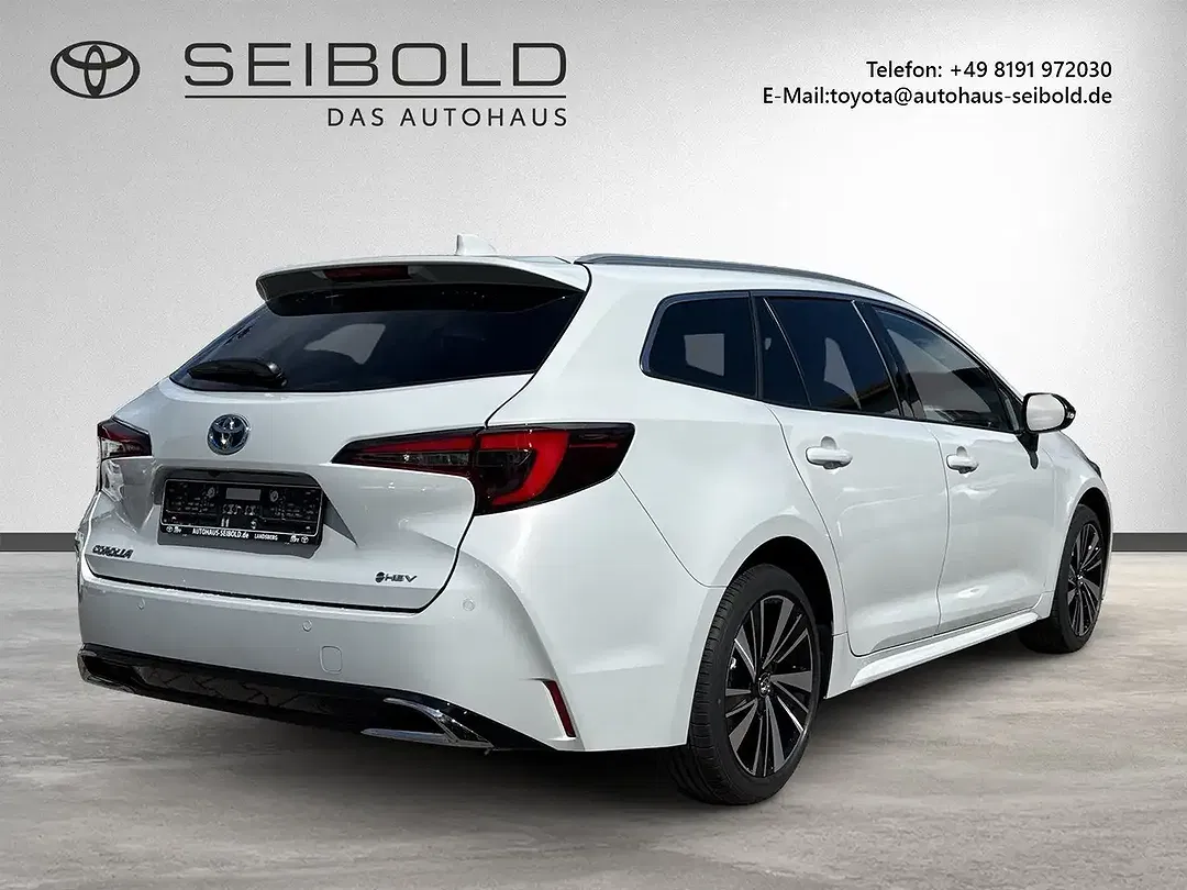 Toyota Corolla - Thumbnail 5