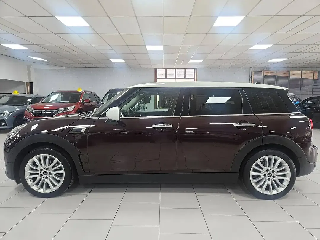 MINI Cooper Clubman - Thumbnail 6
