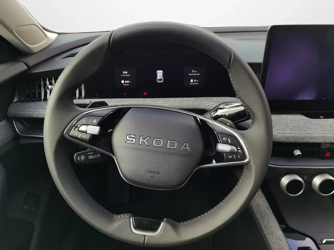 Skoda Superb - Thumbnail 8